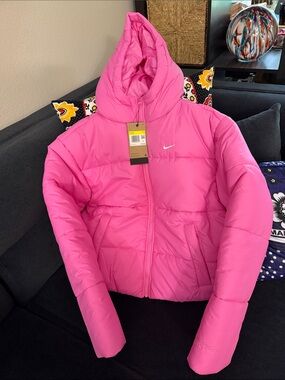 Nike Women’s Hot Pink Puffer Jacket with Hood